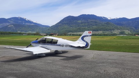 HB-KFN, le retour...